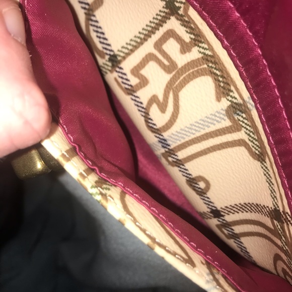 AUTHENTIC COACH SMALL PURSE GOLD - Picture 11 of 16